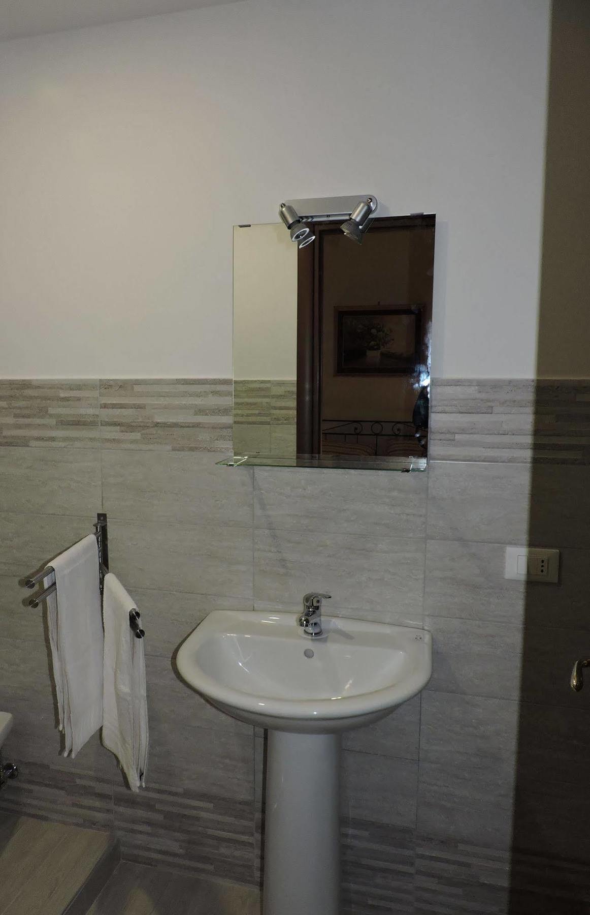 Living Rome Ottaviano B&B Kültér fotó
